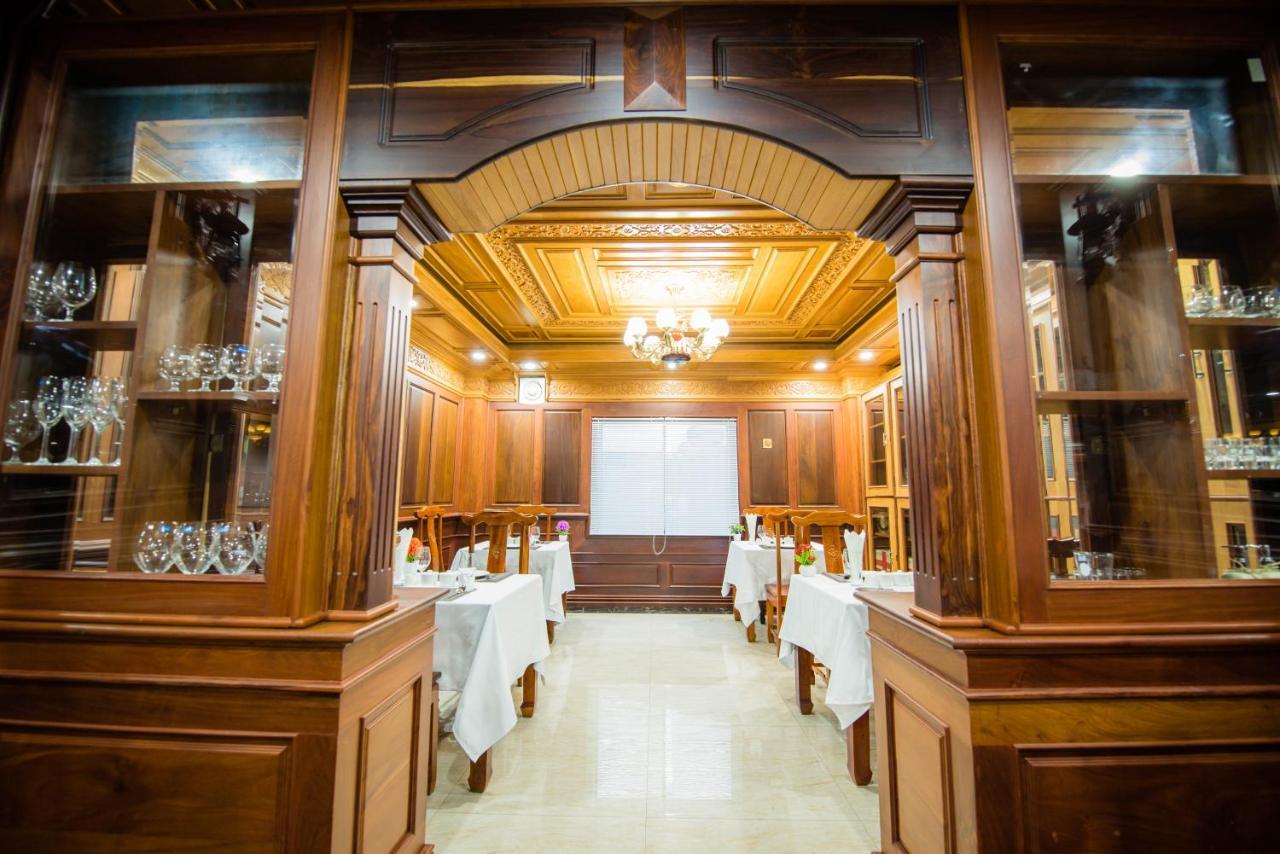 Soubandith Hotel Pakse Exterior photo